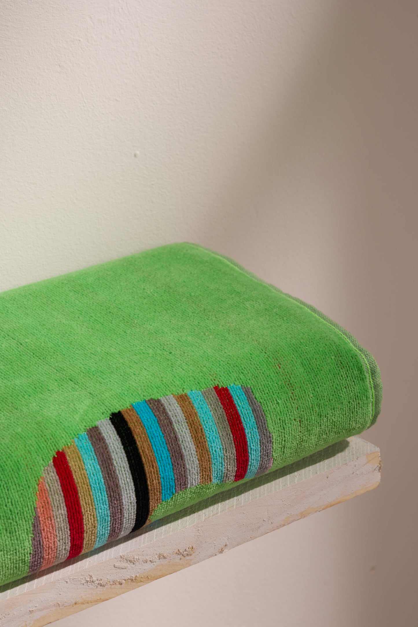 BOSKIMO Toalla de Playa Split 2 Grande 90x170 cm – 100 % Algodón Rizo de Alta Calidad – Suave, Absorbente y de Secado Rápido – Fabricada en Portugal – Estilo Premium en Colores Vivos – Ideal para Playa y Piscina