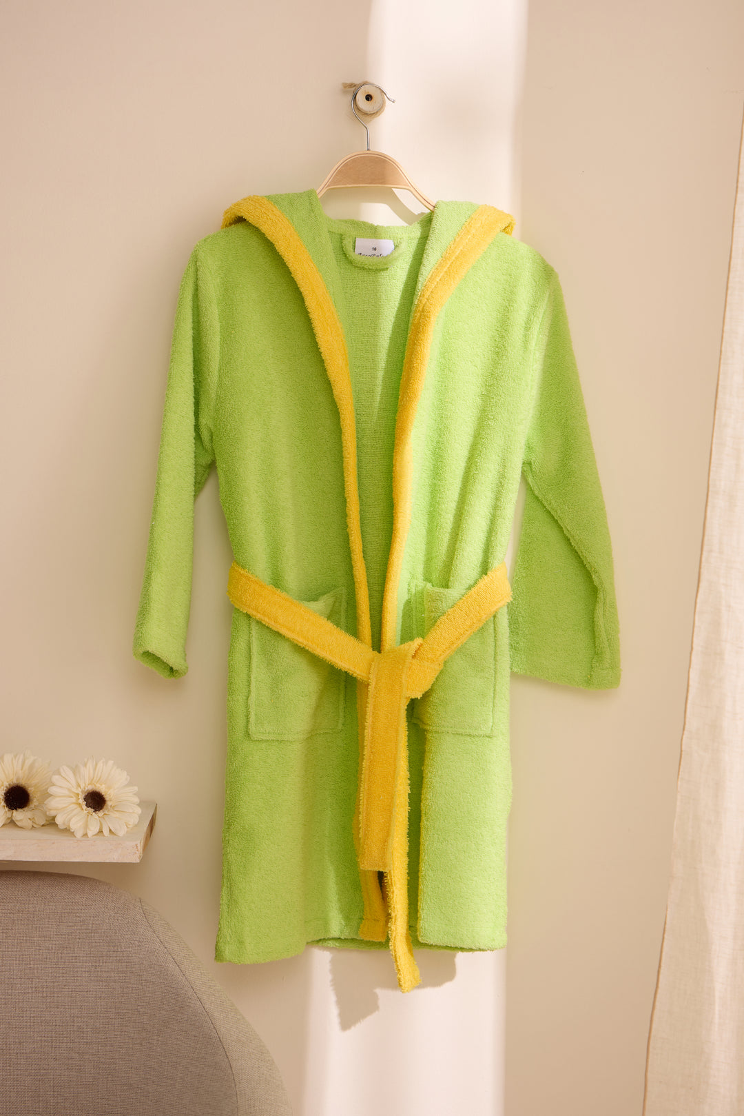 KIDS BASS VERDE - Albornoz Niños adolescentes Algodón: Niño, Infantil - 100% Algodón OEKO-TEX - 2 Bolsillos, Cinturón, Capucha, Albornoces Felpa muy suave con bordados para niños