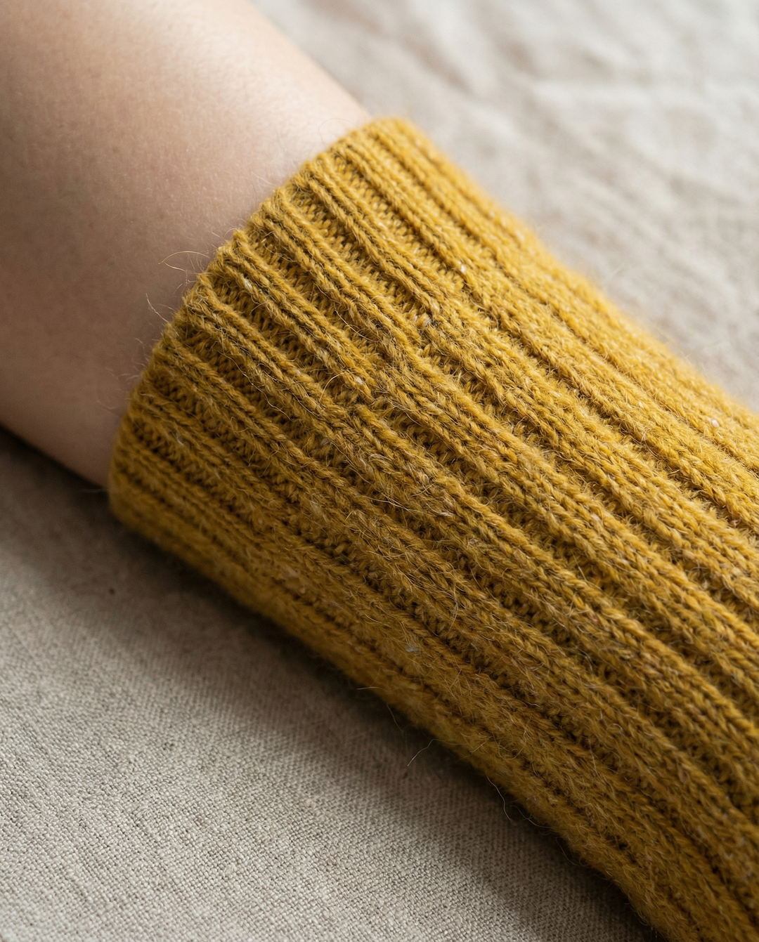 Calcetines BOSKIMO de Lana Merino y Cashmere – Mostaza | Calcetín Térmico Suave y Transpirable