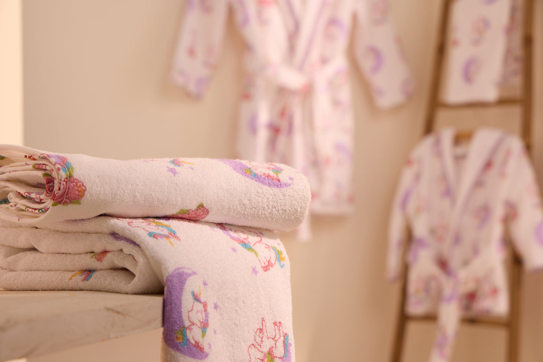 Juego de 2 Toallas Infantiles Unicornio - Ducha Algodón Premium - Toalla de baño grandes, toallas infantiles, mano, bide y ducha - 100% Algodón - 420 g/m2