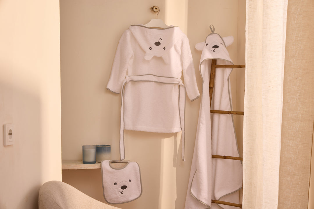 KIDS YOGUI- Albornoz Niños adolescentes Algodón: Niño, Infantil - 100% Algodón OEKO-TEX - 2 Bolsillos, Cinturón, Capucha, Albornoces Felpa muy suave con bordados para niños